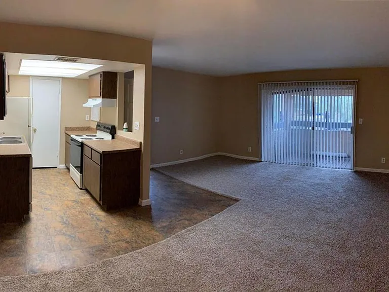 2217 E Cactus Rd #4 — Photo 8