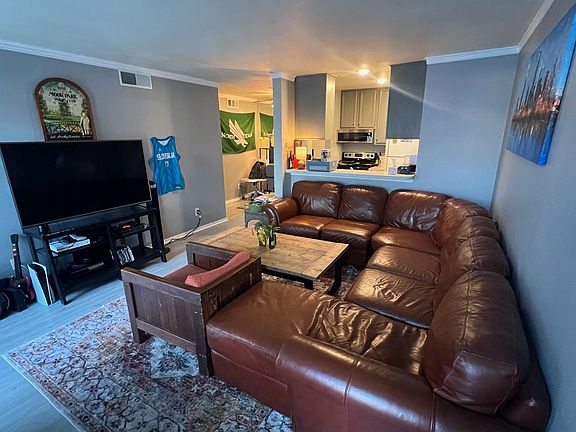 2nd image of 1810 N Garrett Ave APT 204