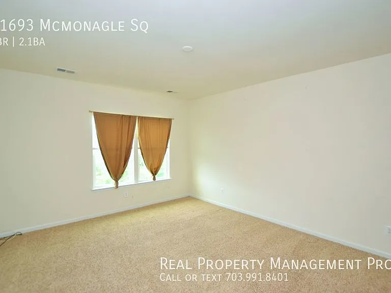 41693 McMonagle Sq — Photo 14