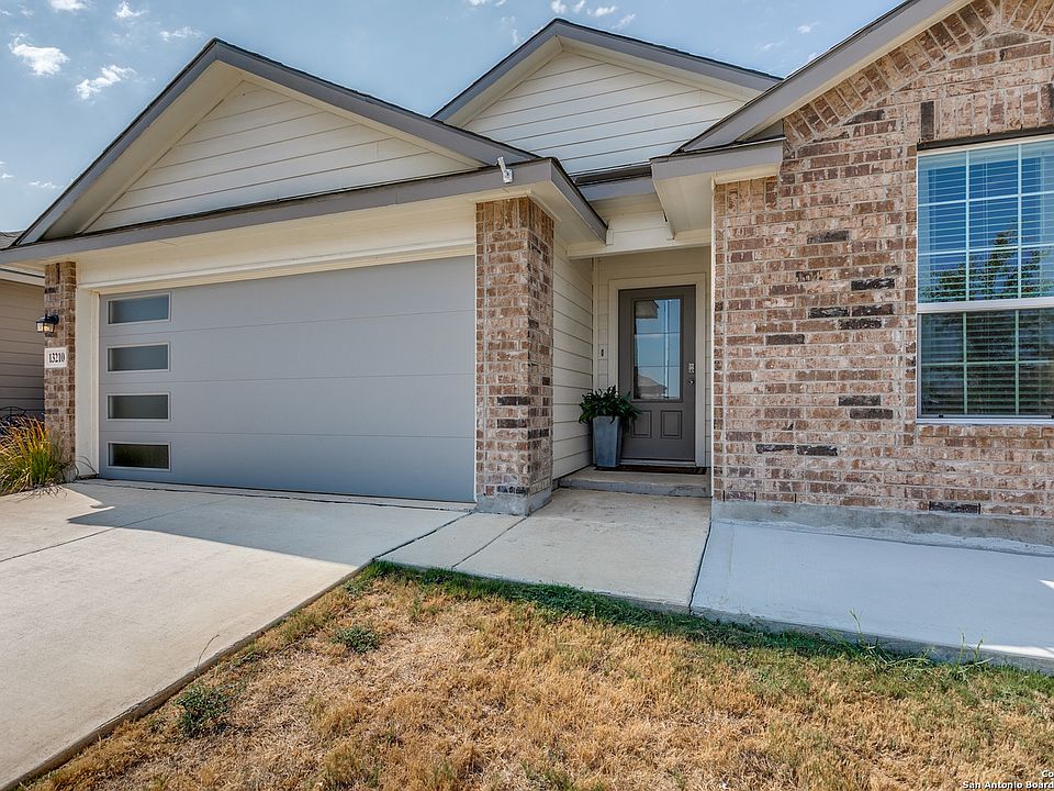 2nd image of 13210 Whisper Bend