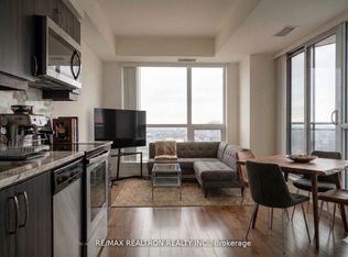 9201 Yonge St #2009, Richmond Hill, ON