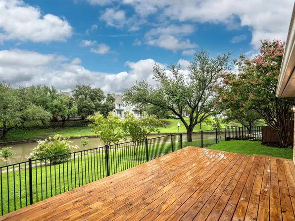 9424 Blue Jay Way, Irving, TX 75063