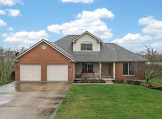 8604 Roth Farm Ln, Alexandria, KY 41001