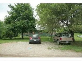 9675 Silverside Dr photo 1