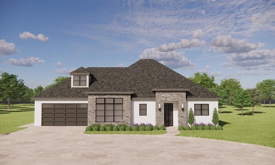1st image of 16421 Burgundy West Dr