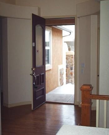 5th image of 10181 Oak Knoll Ter