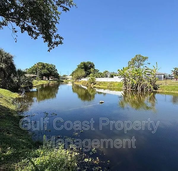 3185 Clifford St — Photo 21