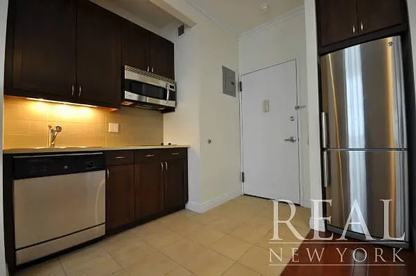 Rented by REAL New York | media 11