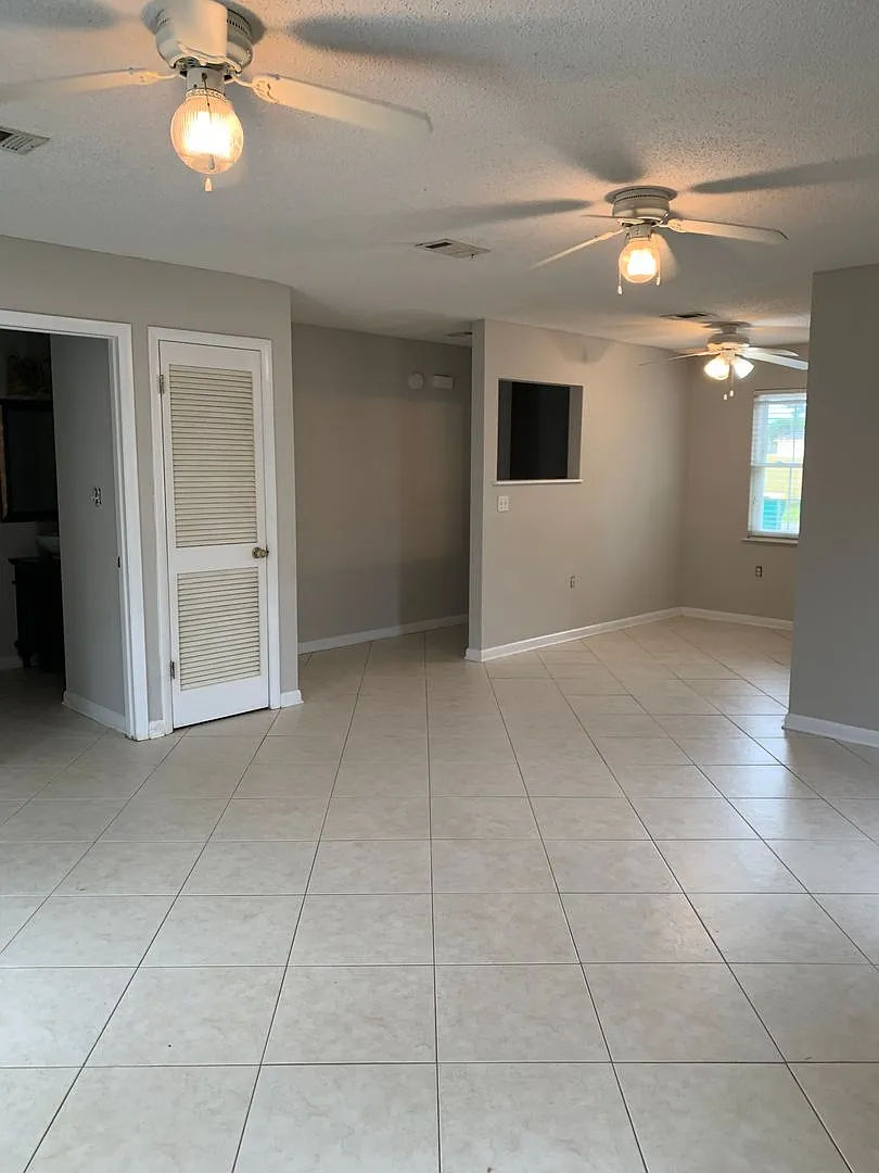 334 Harris Street Mary Esther, FL 32569 — Photo 2