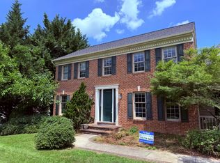 3608 Regency Ln, York, PA 17402