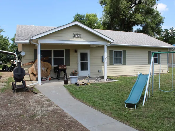 115 Walnut St, Reading, KS 66868