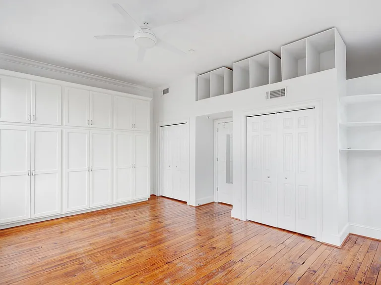 321 W Broughton St #7 — Photo 19