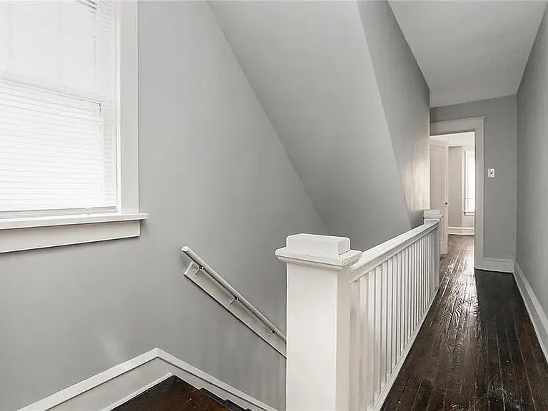 19 E Center St — Photo 11