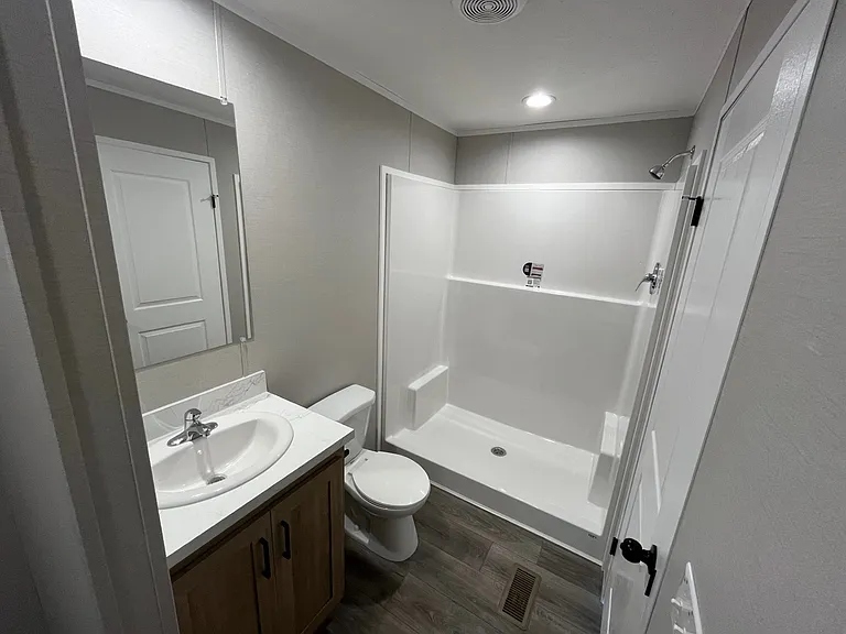 2404 W Dundee Dr — Photo 2