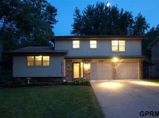 15915 Frances Cir, Omaha, NE 68130