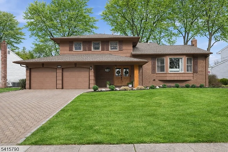 23 Smithfield Dr photo 1