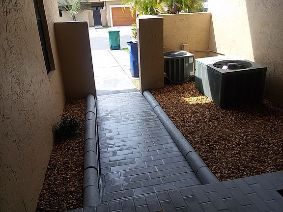 3rd image of 19521 Cypress Ct