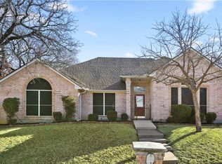 709 Cardinal Ridge Rd, Burleson, TX 76028
