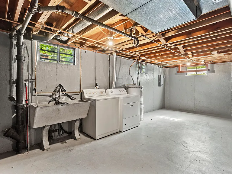 4815 SE Yamhill St — Photo 21