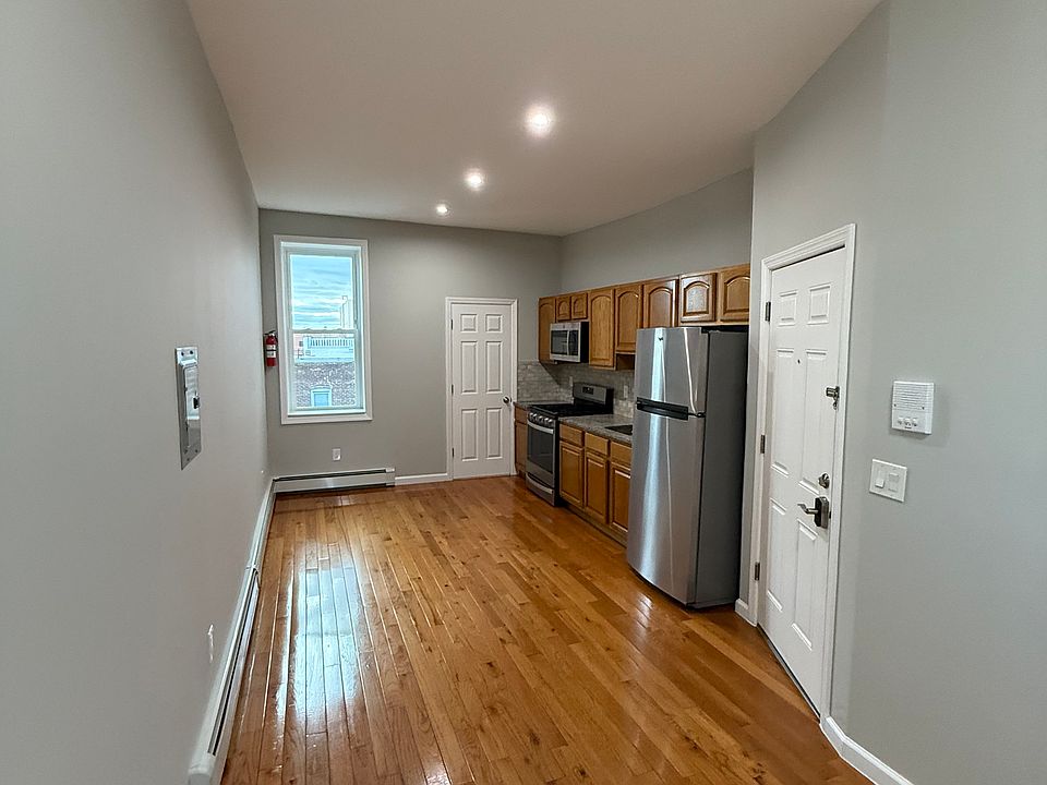 1st image of 309 65th St APT 3