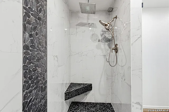 902 Amber Knl — Photo 17
