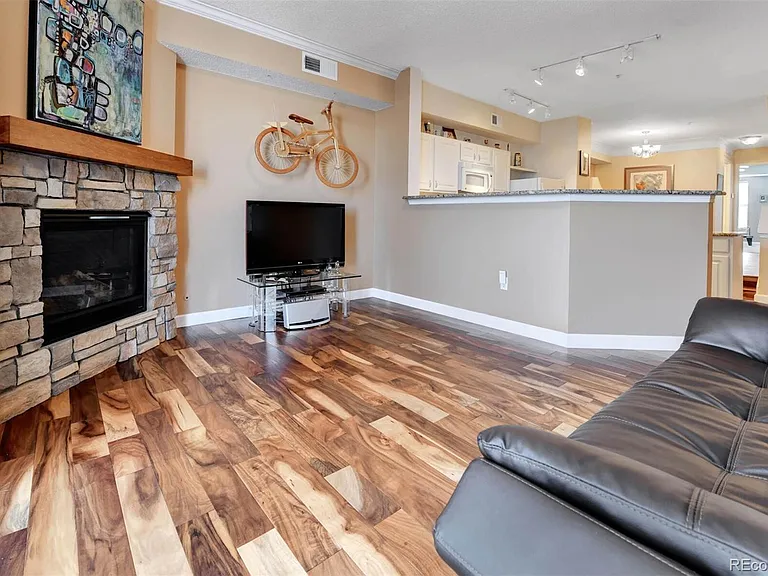 2019 Eagle Ave — Photo 15