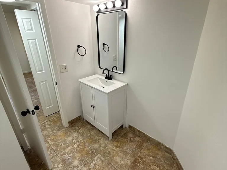 2851 N Oakland Forest Dr #307 — Photo 18