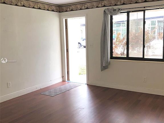 3rd image of 2863 NE 214th St #2863