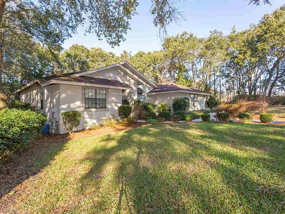 3rd image of 7229 Twin Lakes Ln