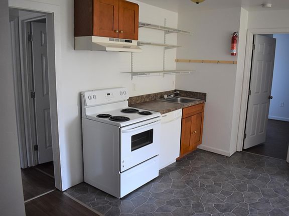 3rd image of 1618 W Clinch Ave APT 5