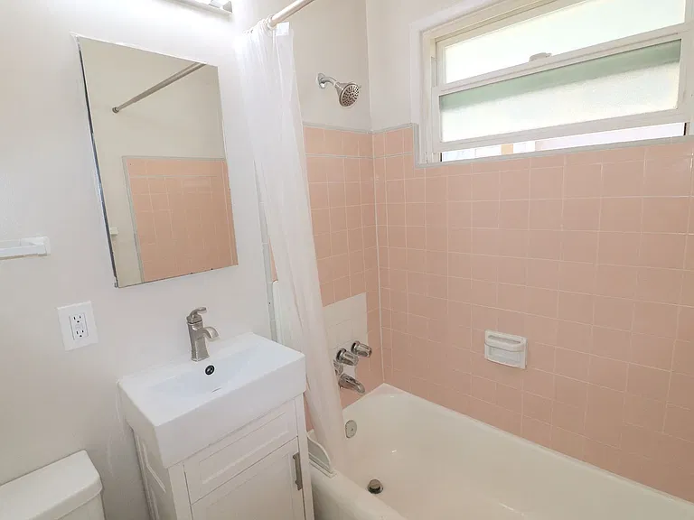 4653-59 Kansas St — Photo 11