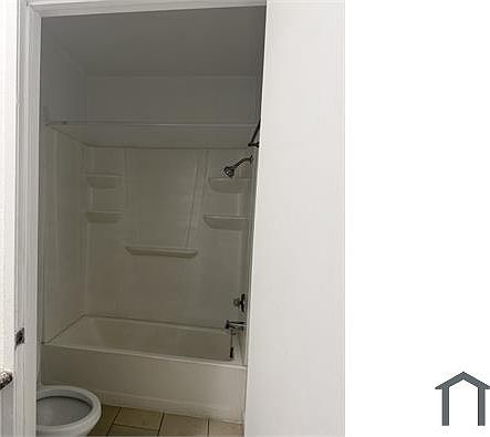 1st image of 420 Cedar Ave APT 14