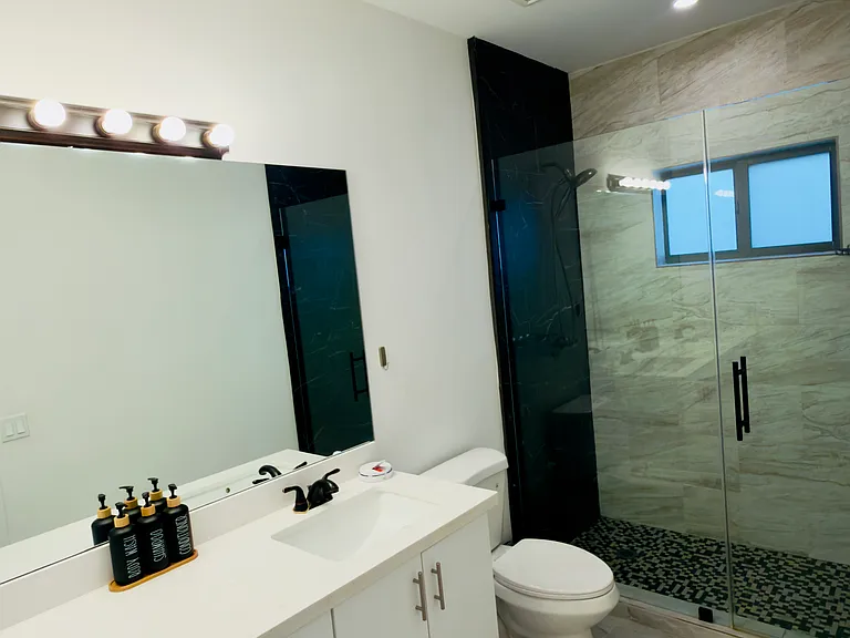 10925 SW 218th Ter — Photo 6