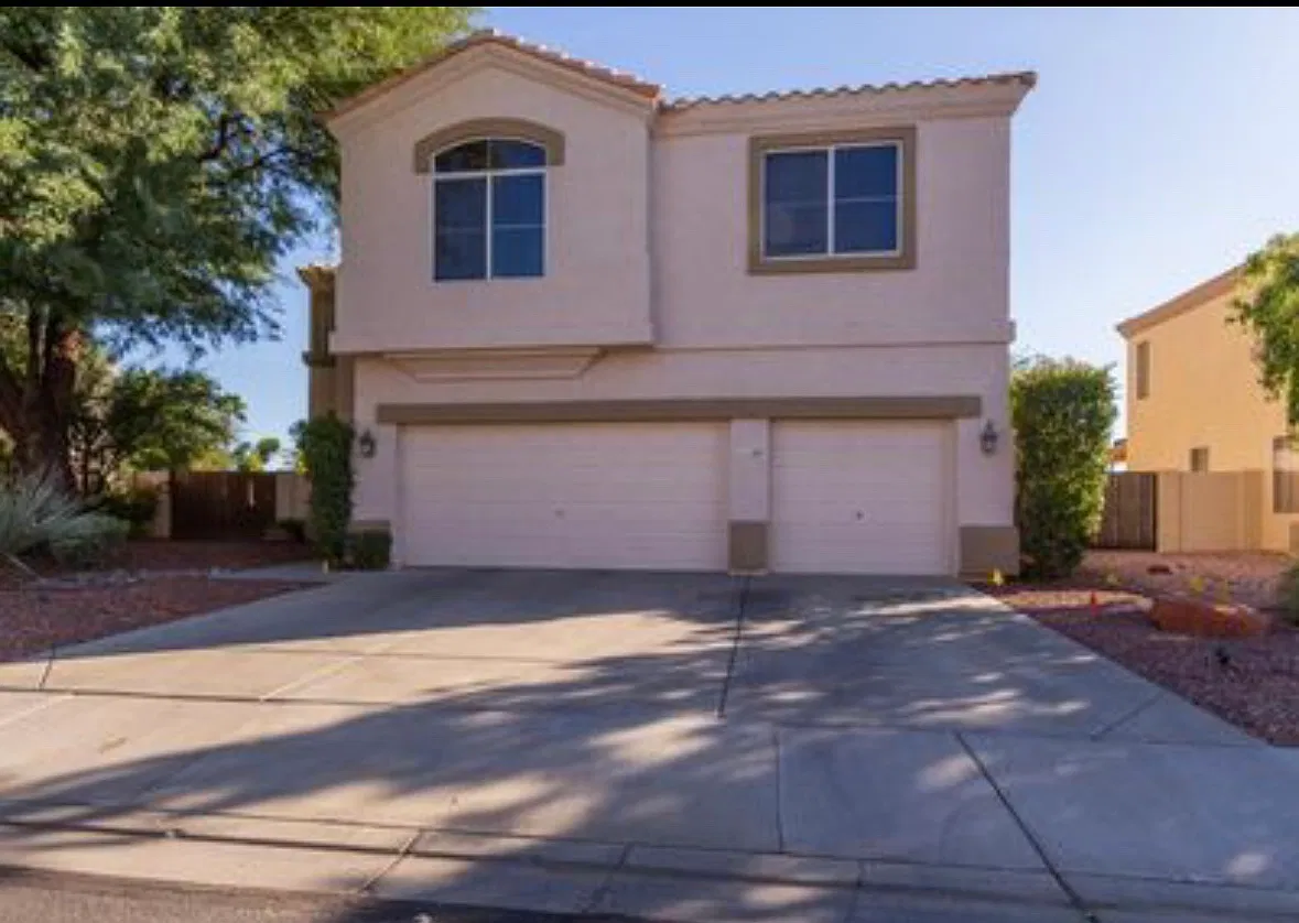 4 bed, 2850 sqft, $3,110 — Photo 1