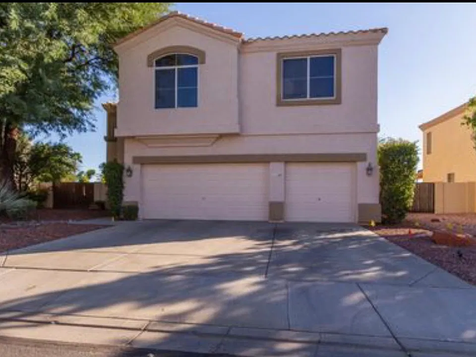 11109 W Cottonwood Ln