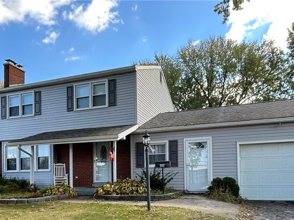 458 Center St, Slippery Rock, PA 16057