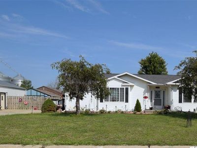 520 South St, Hallam, NE, 68368