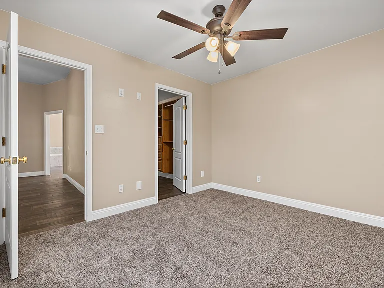 7005 Colony Park Dr — Photo 21