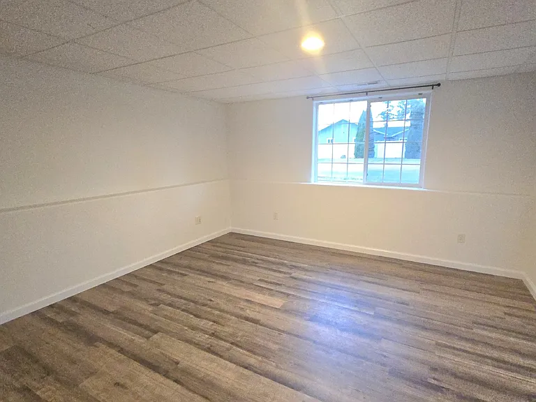 662 Rock Dr — Photo 17