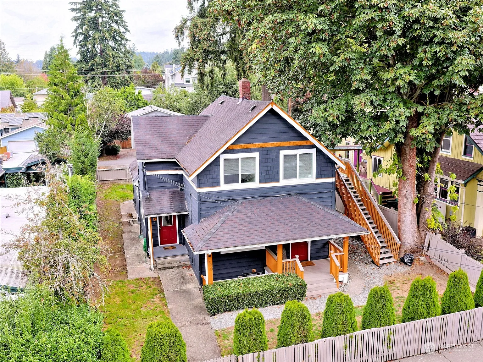 290 SE Bush Street photo 1