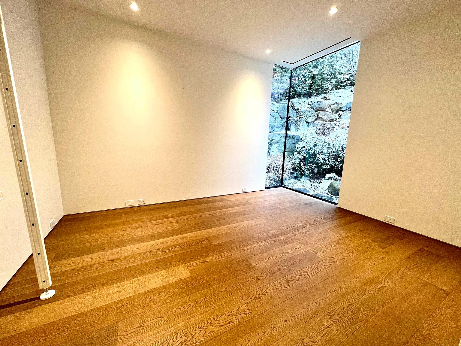 6219 Saint Georges Cres photo 1