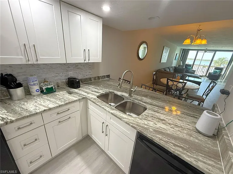 8400 Estero Blvd #103 — Photo 7