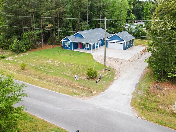 3rd image of 395 Pine Oaks Farm Rd.