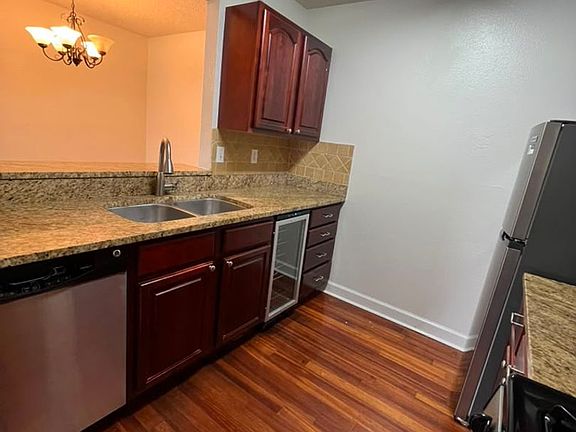 5th image of 2025F Dixie Belle Dr