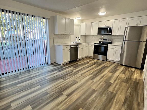 3rd image of 5625 186th Pl SW APT 10