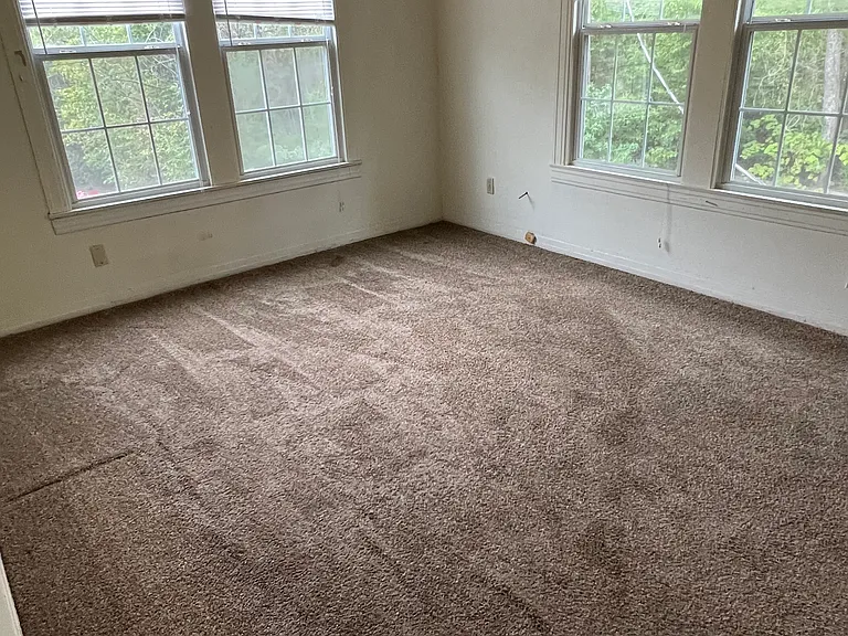 1071 N Bowie St #2 — Photo 3