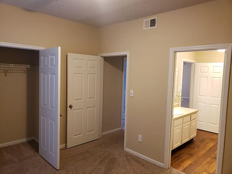 Pinnacle Woods — Photo 29