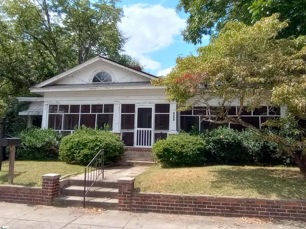 206 S Church St, Union, SC 29379
