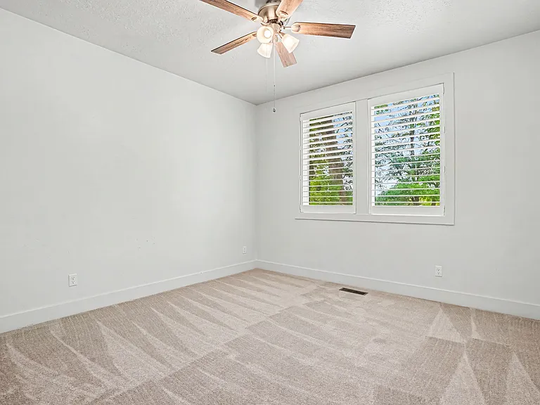 6120 N Hacienda Ave — Photo 20