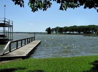 110 Deer Island Rd, Mabank, TX 75156